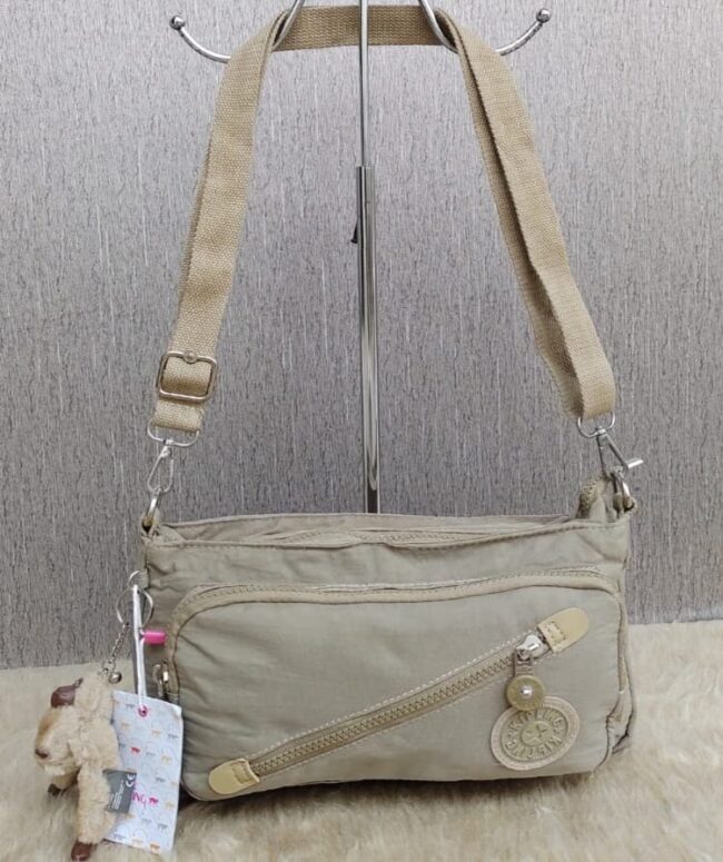 Crossbody rectangular tipo kipling - Imagen 2