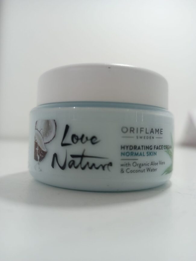 Crema hidratante con Aloe Veray agua de coco - Oriflame E-7
