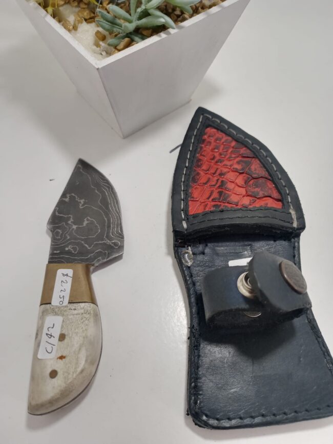Navaja cuchillo vintage incluye funda de cuero c142 v4